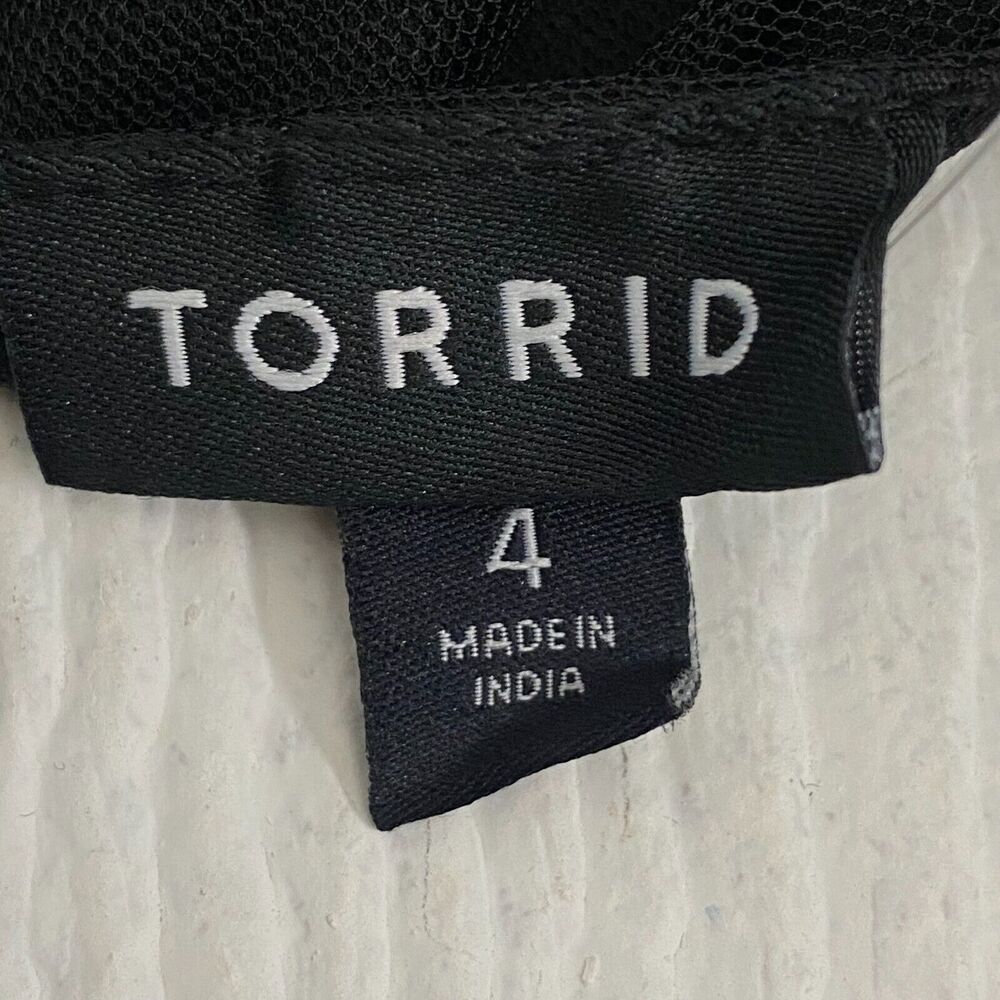 Torrid Women Top 4 Black Beaded Mesh Flutter Sleeve Office Siren Whimsigoth‎ - Picture 9 of 12
